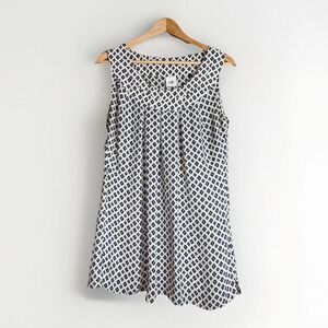 CAbi Woman's Pacific Blue Cleo Sleeveless Blouse Size Medium Geometric #3272